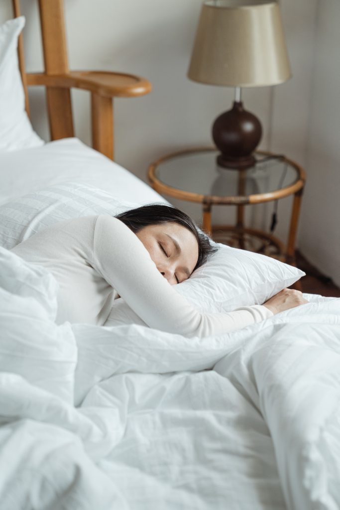 woman sleeping - healthy lifestyles